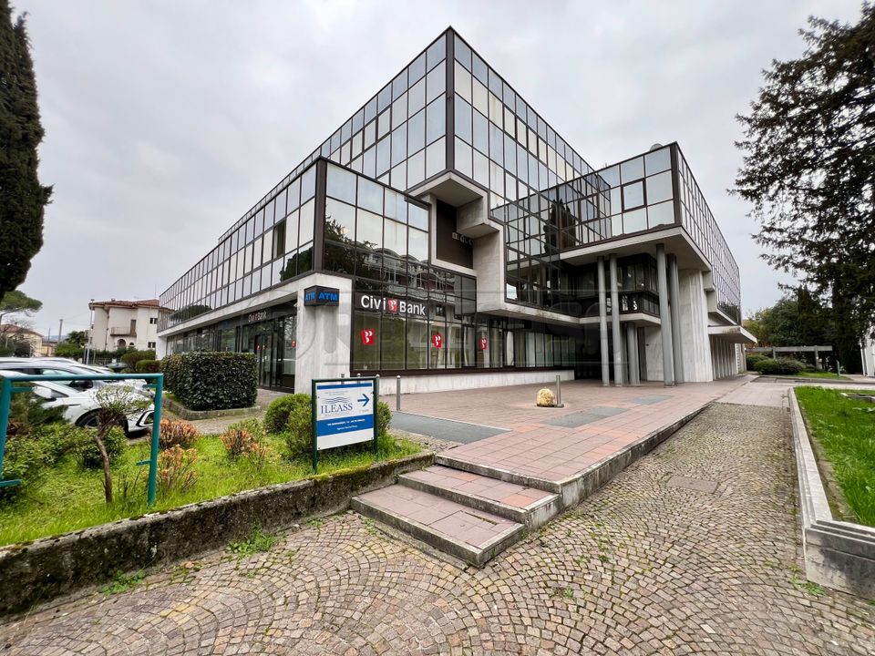 Erhvervsejendom i Gorizia, Gorizia - foto 1