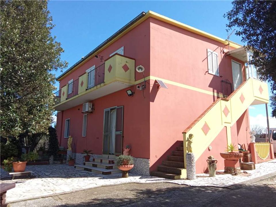 Lejlighed i San Nicandro Garganico, Foggia - foto 1