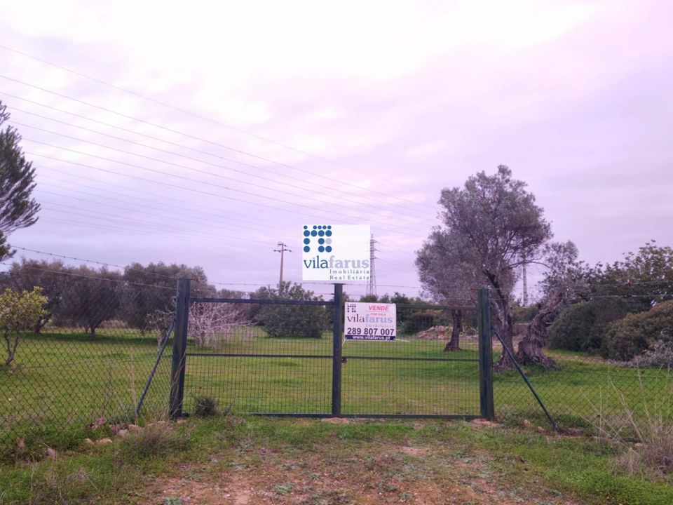 Helårsgrund i Faro, Faro - foto 1