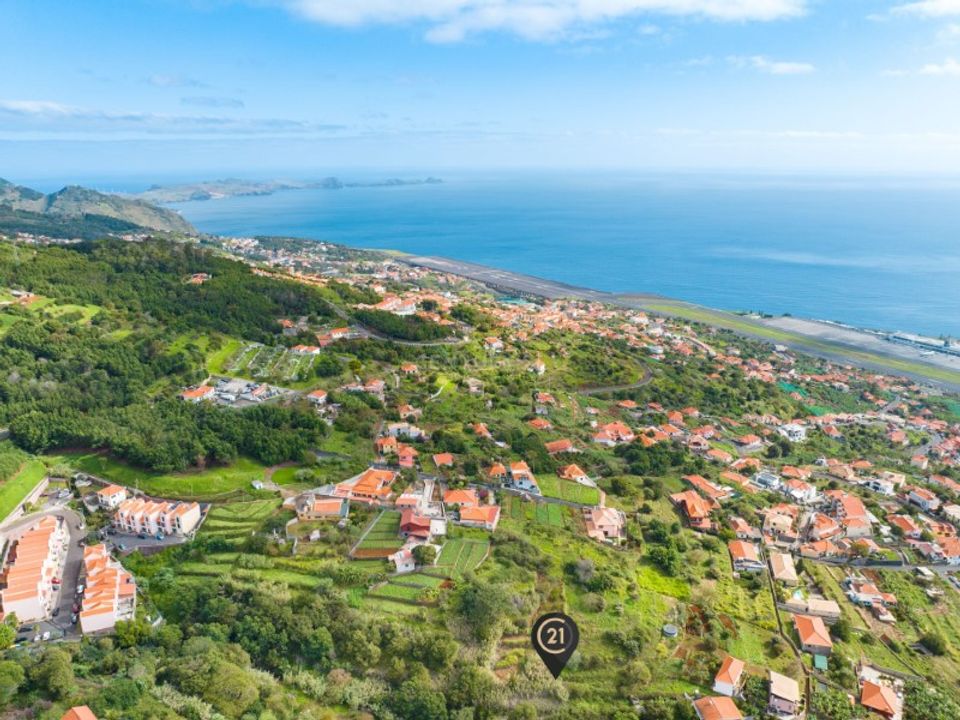 Helårsgrund i Santa Cruz, Madeira - foto 1