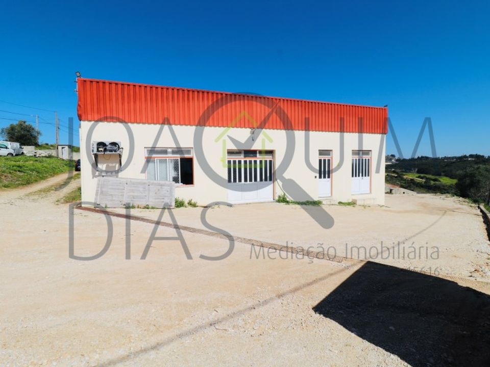 Erhvervsejendom i Alenquer, Lisbon - foto 1