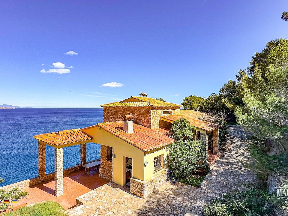 Villa i Begur, Gerona - foto 1