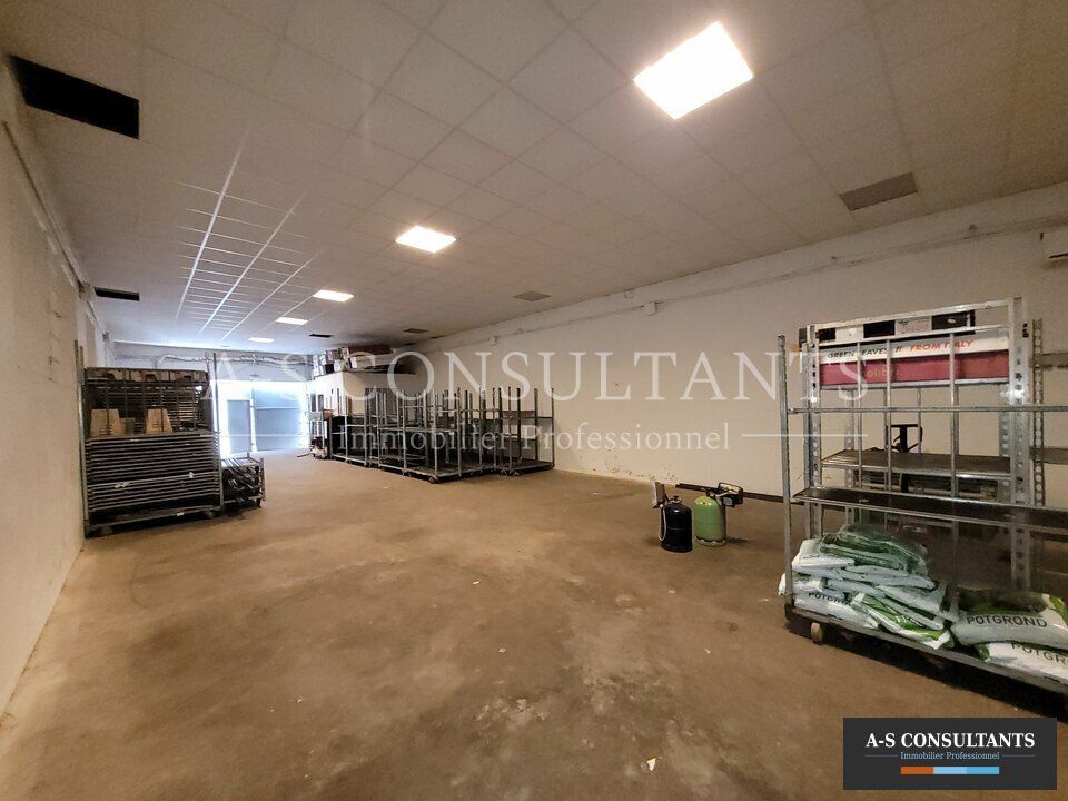Erhvervsejendom i Mottier, Isere - foto 1