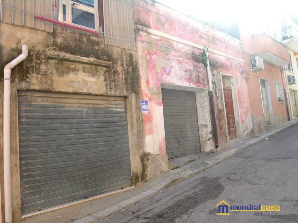 Estacionamento em Pachino, Siracusa - foto 1
