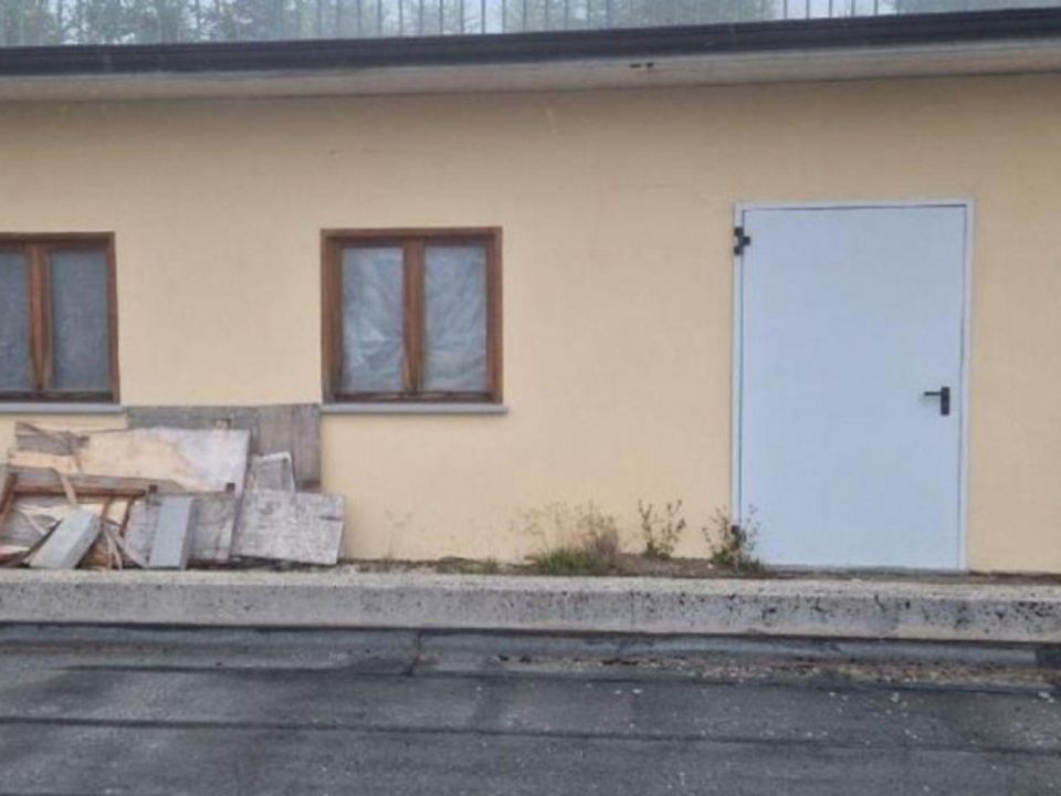 Erhvervsejendom i Campodolcino, Sondrio - foto 2
