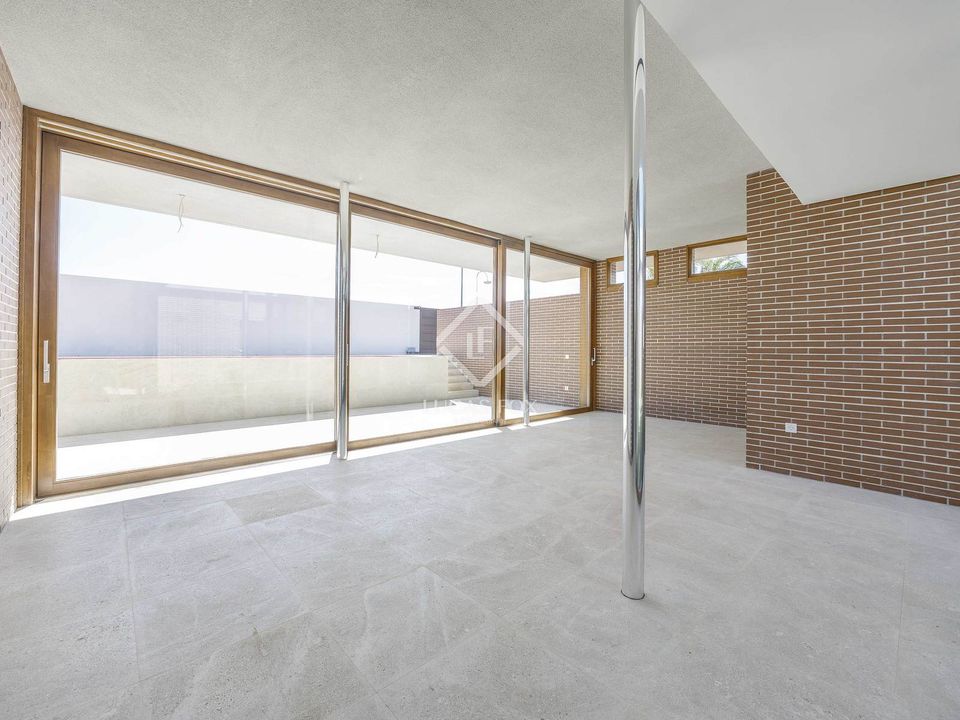 Villa i Riba-Roja De Turia, Valencia - foto 1