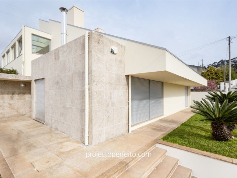 Villa i Santa Maria da Feira, Aveiro - foto 1