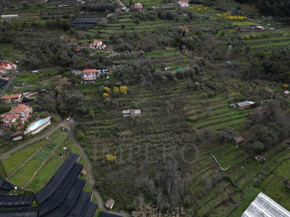 Erhvervsejendom i Vallecrosia, Imperia - foto 3