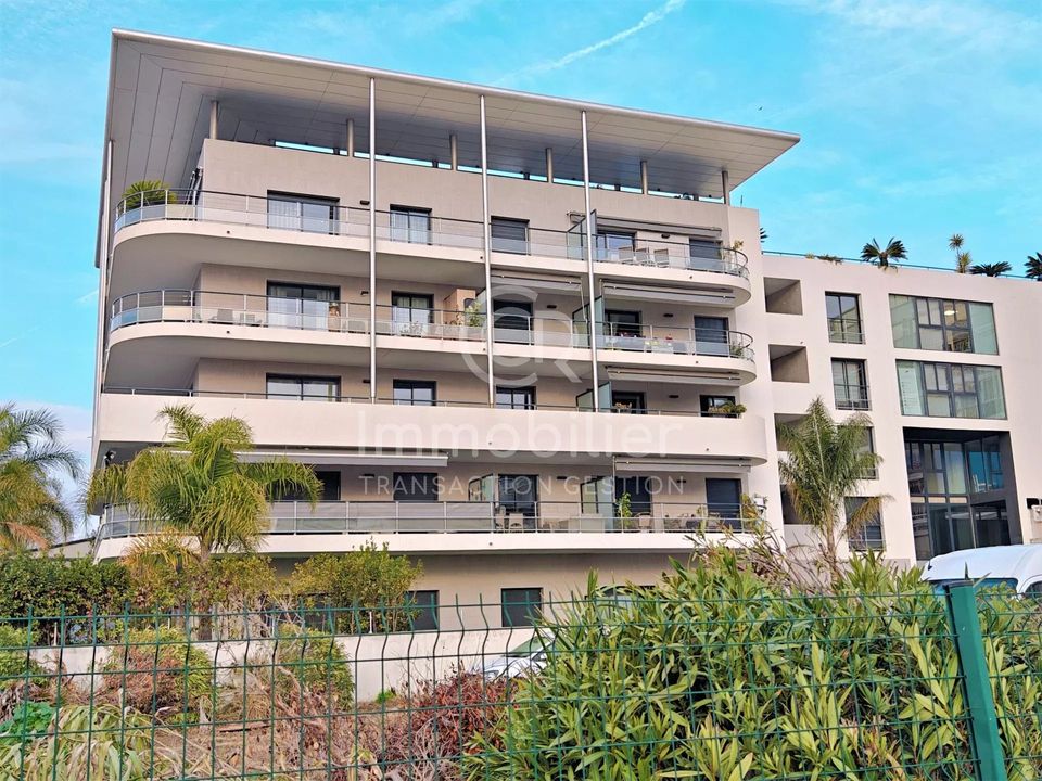 Lejlighed i Cannes-la-Bocca, Alpes-Maritimes - foto 1