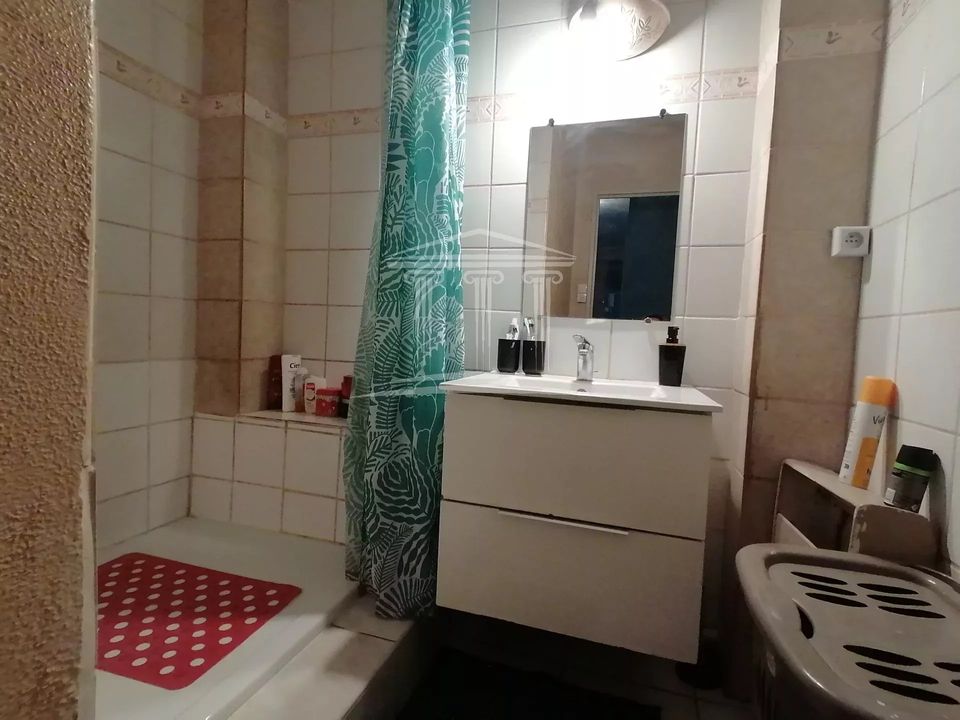 Apartamento en Sorgues, Vaucluse - foto 3