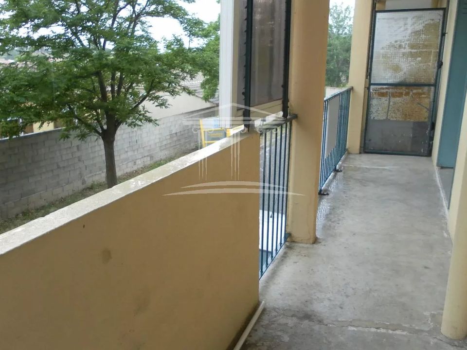 Apartamento en Sorgues, Vaucluse - foto 4
