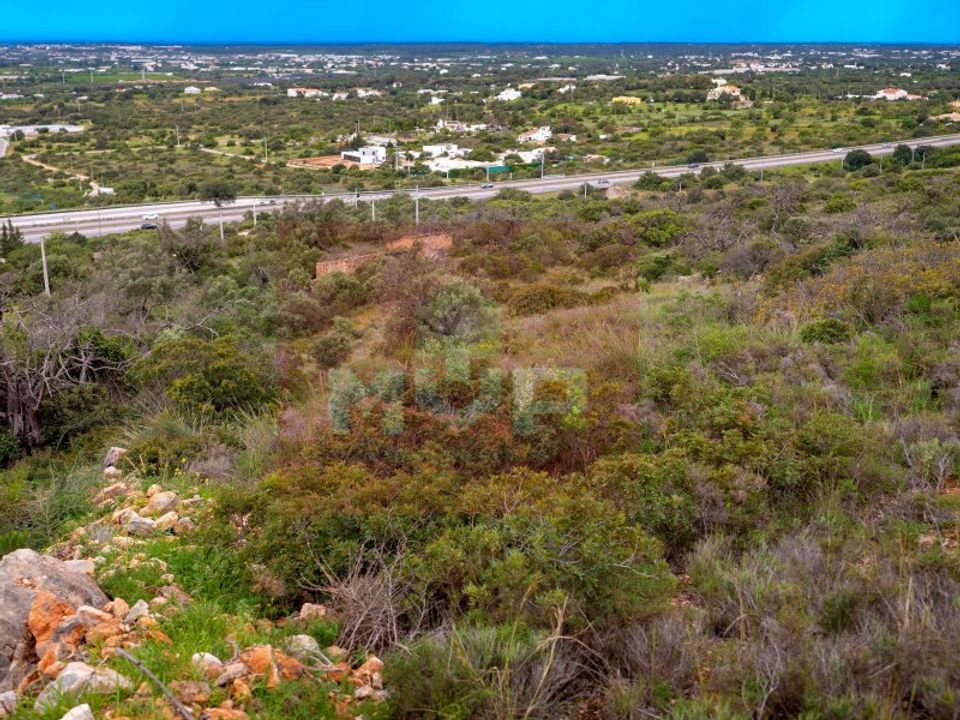 Helårsgrund i Santa Barbara de Nexe, Faro - foto 2