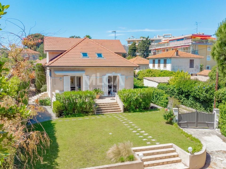Villa i Antibes, Alpes-Maritimes - foto 2