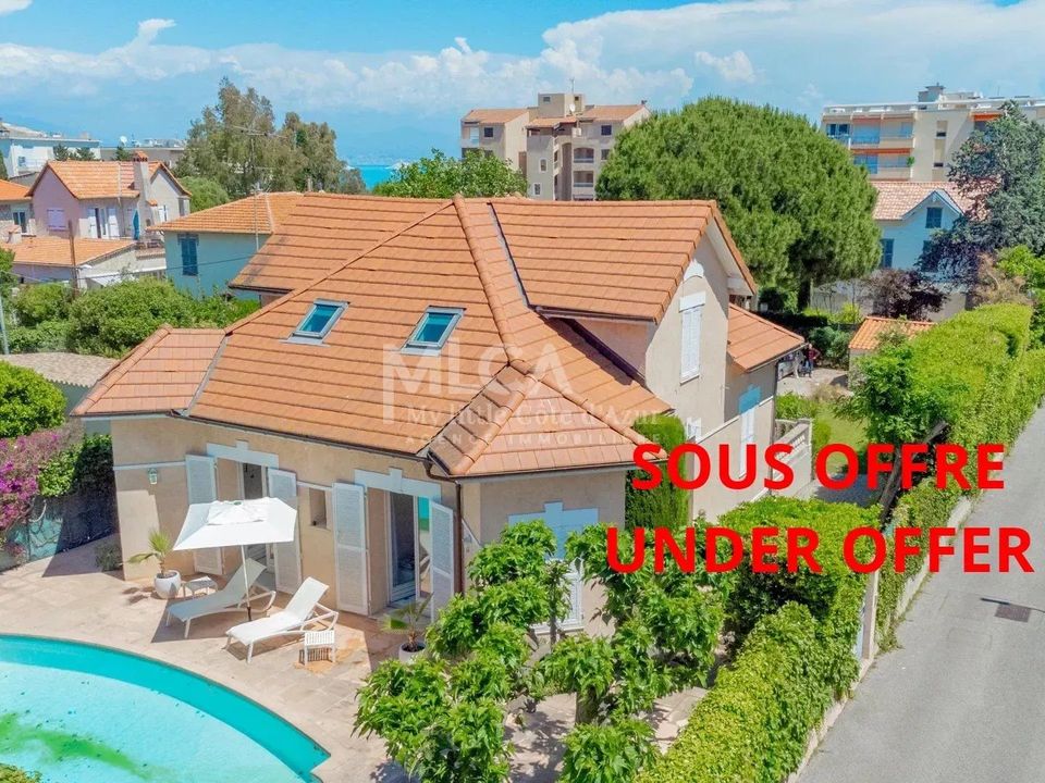 Villa i Antibes, Alpes-Maritimes - foto 1