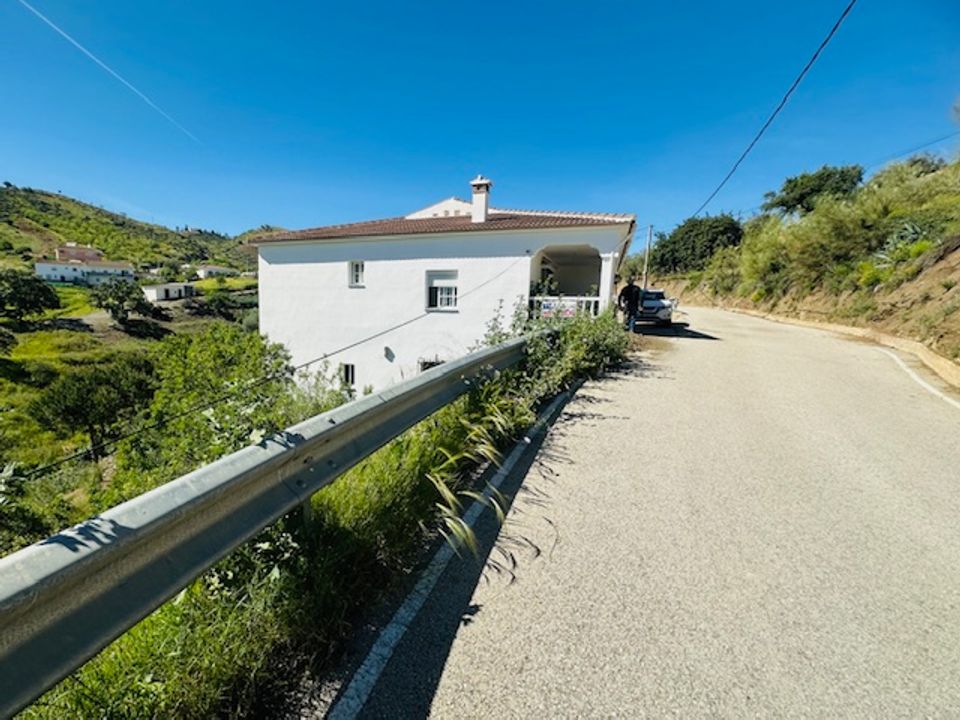 Villa i Vinuela, Malaga - foto 2