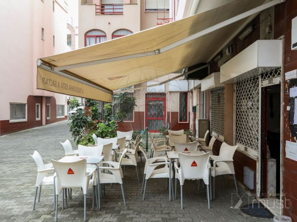 Erhvervsejendom i Corroios, Setubal - foto 2