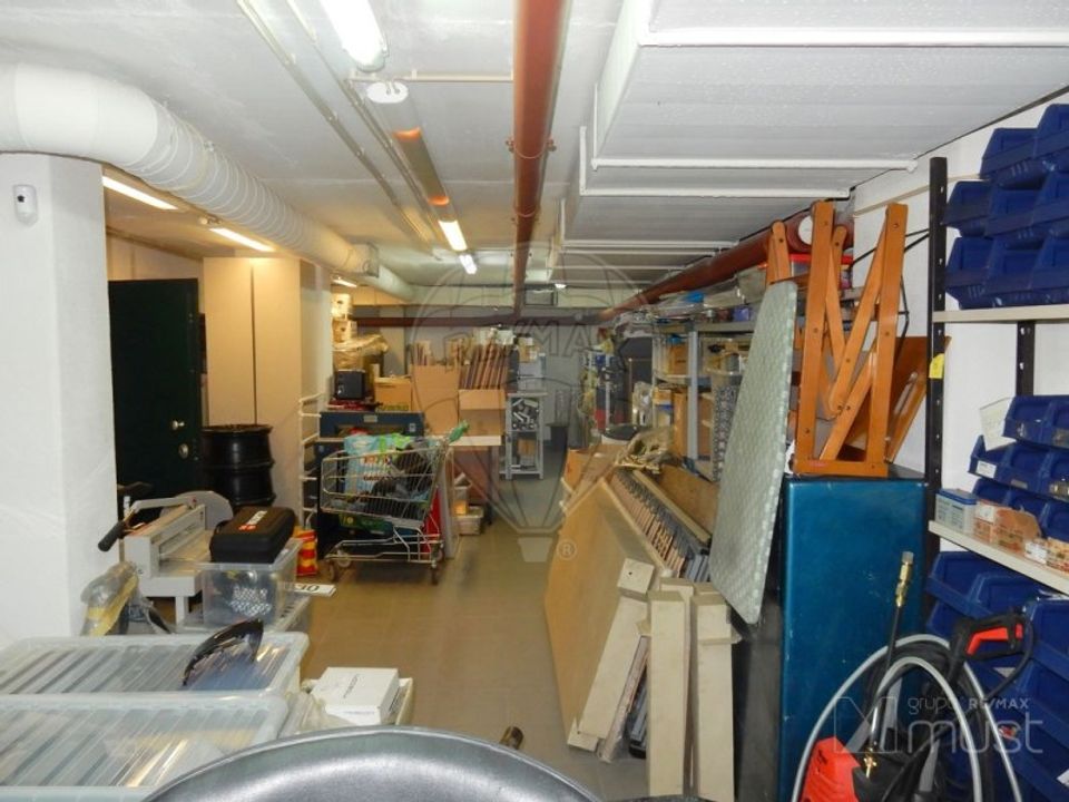 Garage i Belas, Lisbon - foto 2