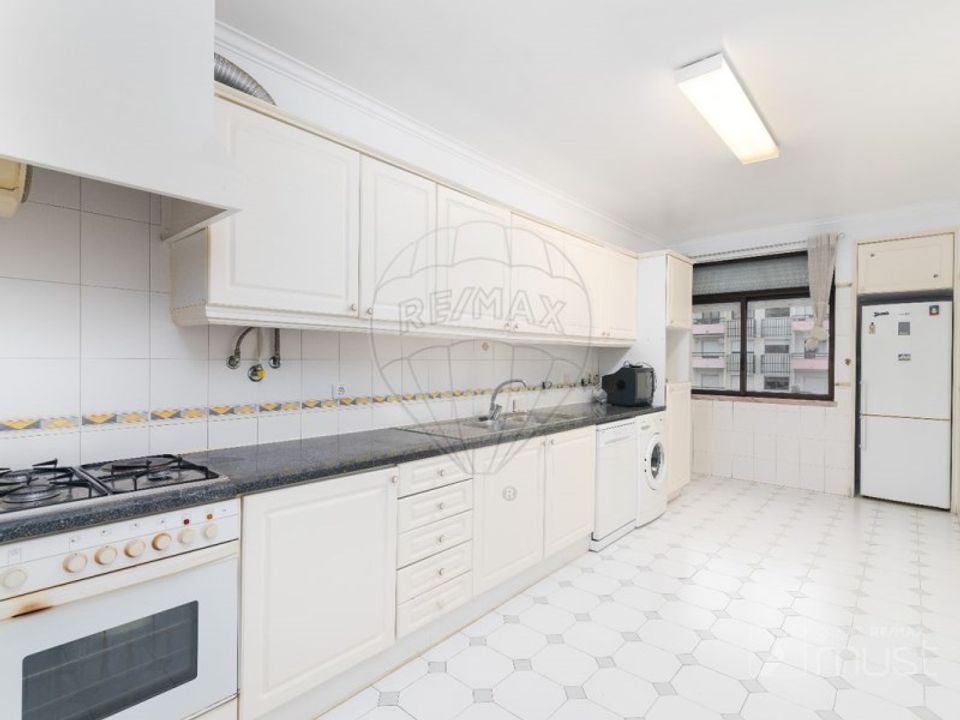 Apartament a Belas, Lisbon - foto 4