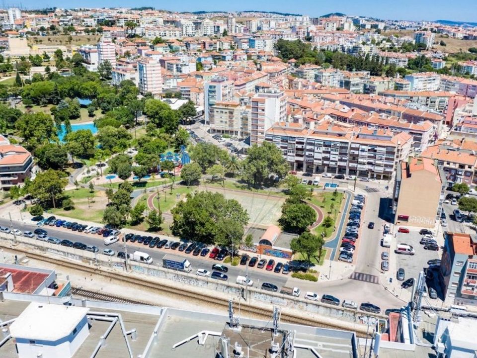 L'establiment comercial a Amadora, Lisbon - foto 4