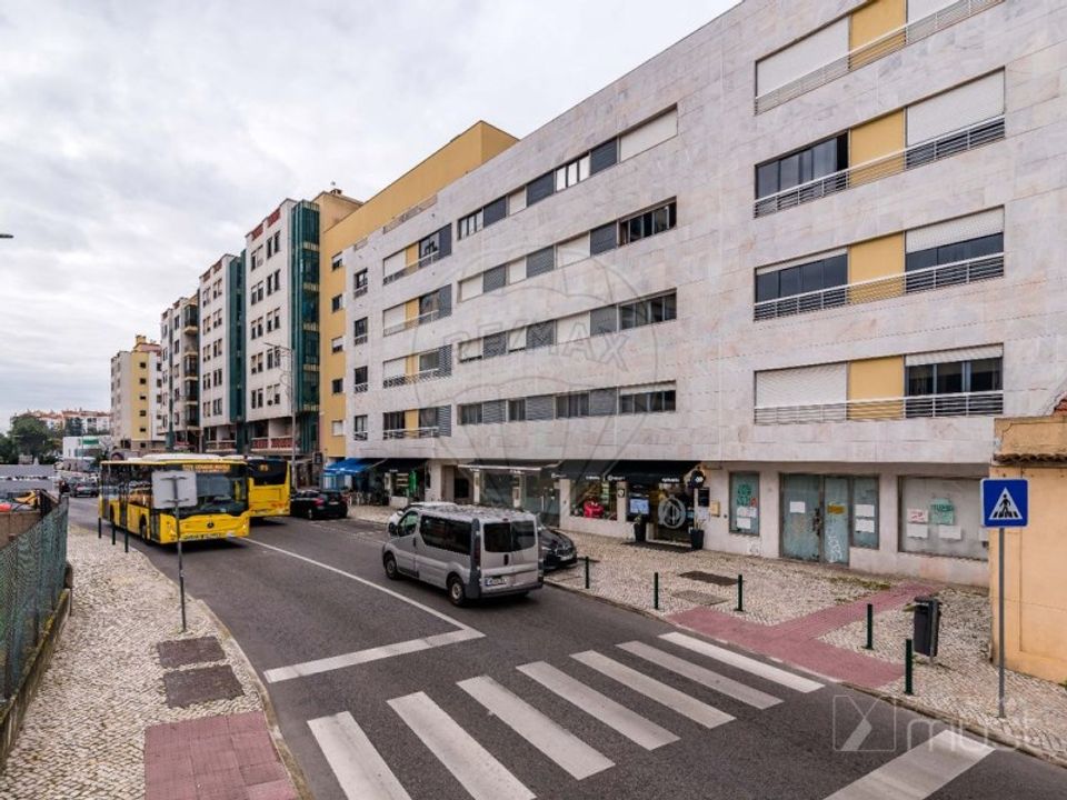 Lejlighed i Belas, Lisbon - foto 3
