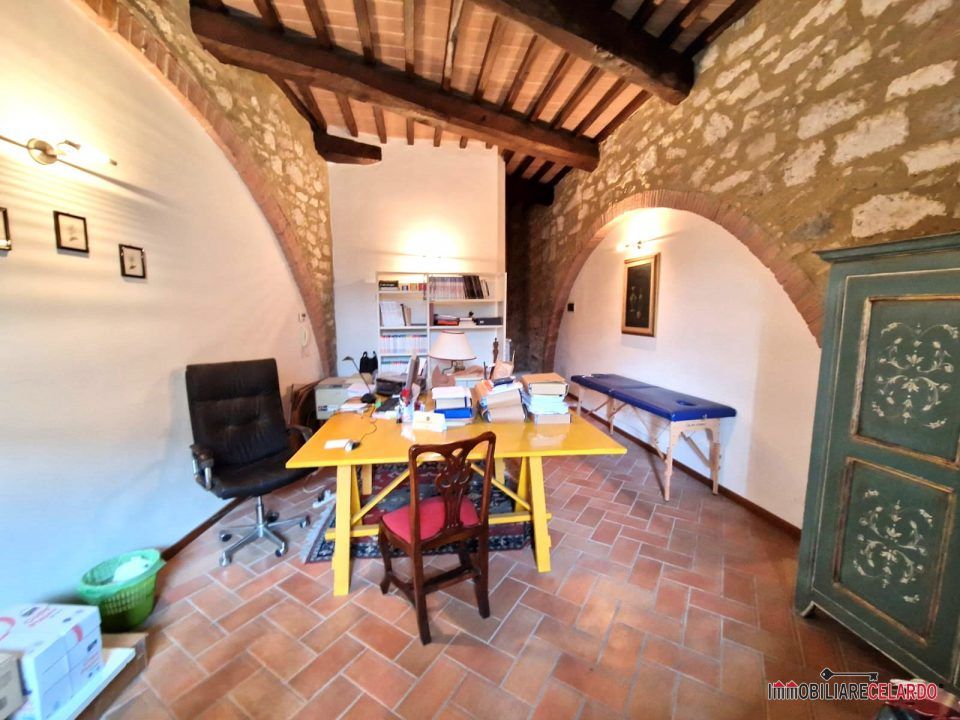 Erhvervsejendom i Colle di Val d'Elsa, Siena - foto 1