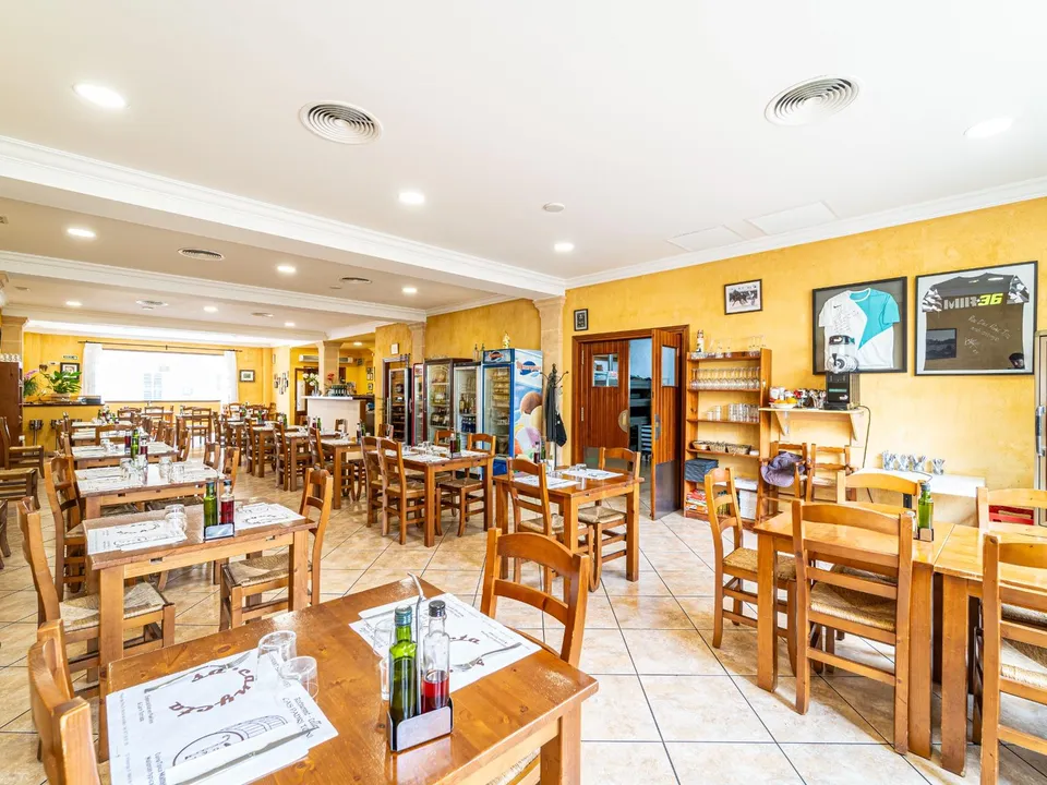 L'establiment comercial a Maria De La Salut, Mallorca - foto 2