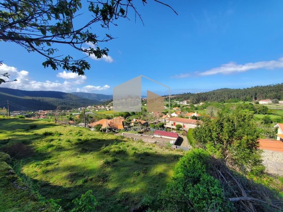 Helårsgrund i Vila Nova de Cerveira, Viana do Castelo - foto 1