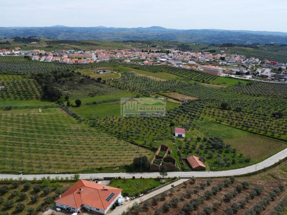 Farm i Alfandega da Fe, Braganca - foto 3