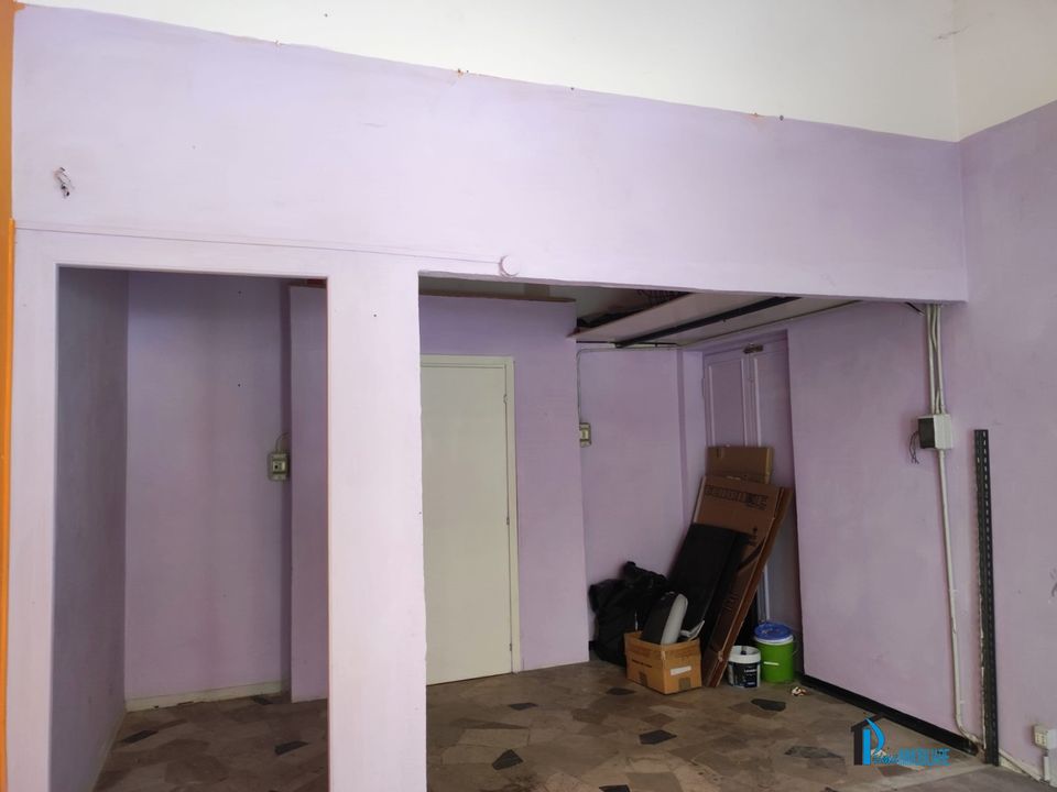 L'establiment comercial a Terni, Terni - foto 2