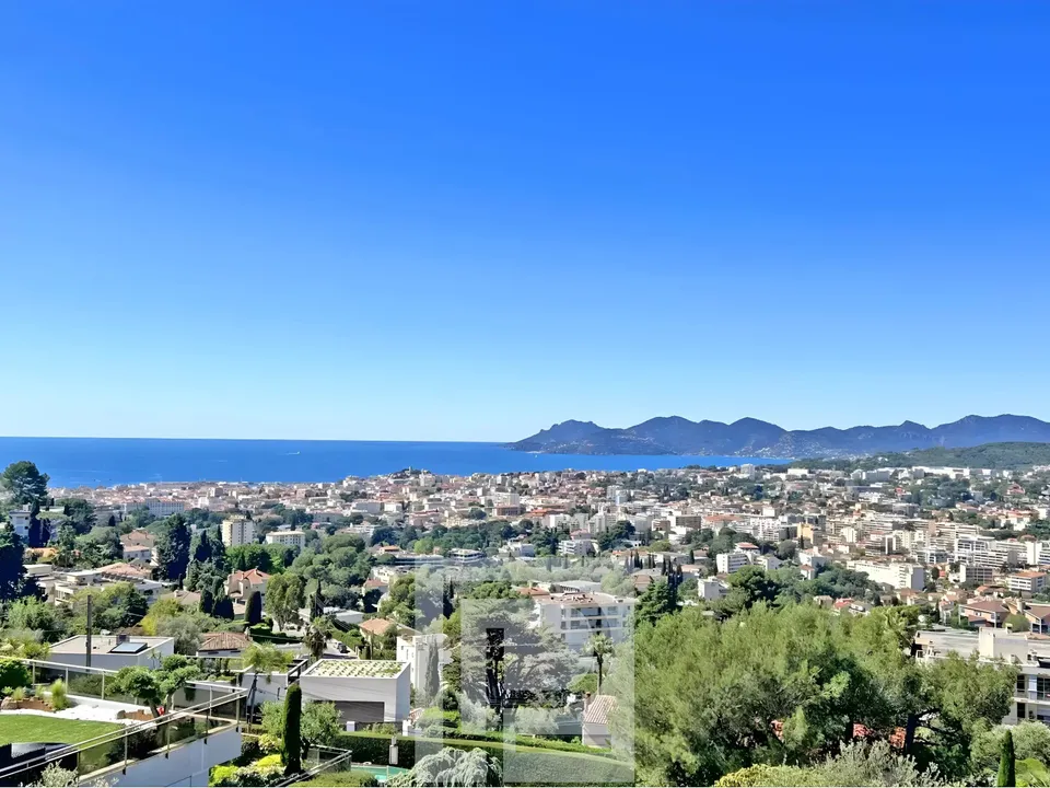 Lejlighed i Le Cannet, Alpes-Maritimes - foto 1
