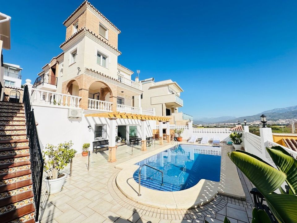 Villa i Torre Del Mar, Malaga - foto 2