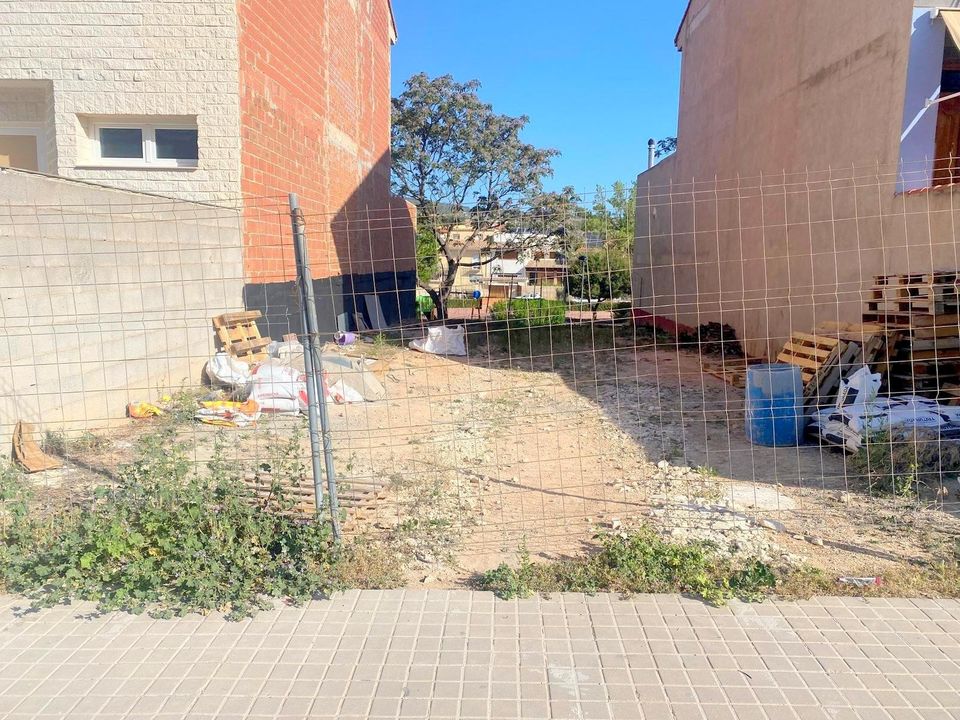 Helårsgrund i Mogente, Valencia - foto 2