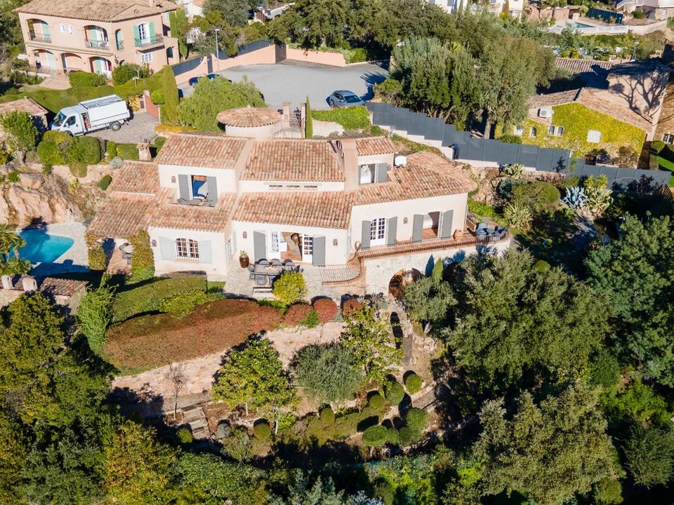 Villa i Mandelieu-la-Napoule, Alpes-Maritimes - bilde 3