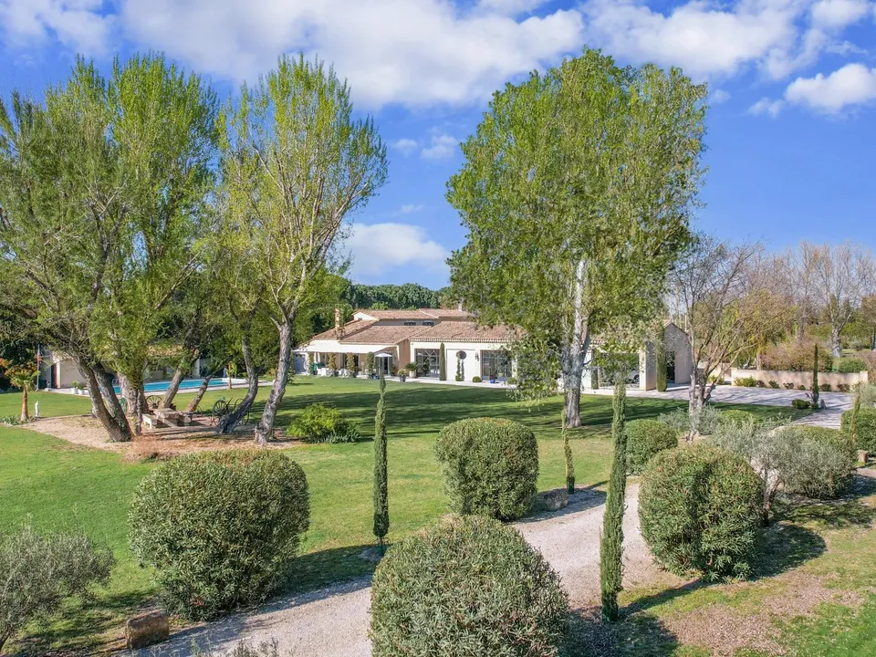 Villa i Saint-Remy-de-Provence, Bouches-du-Rhone - foto 1