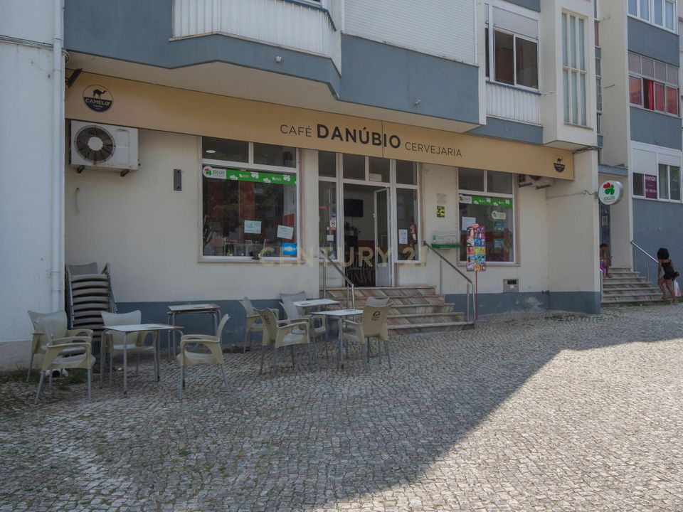 Erhvervsejendom i Amadora, Lisbon - foto 5