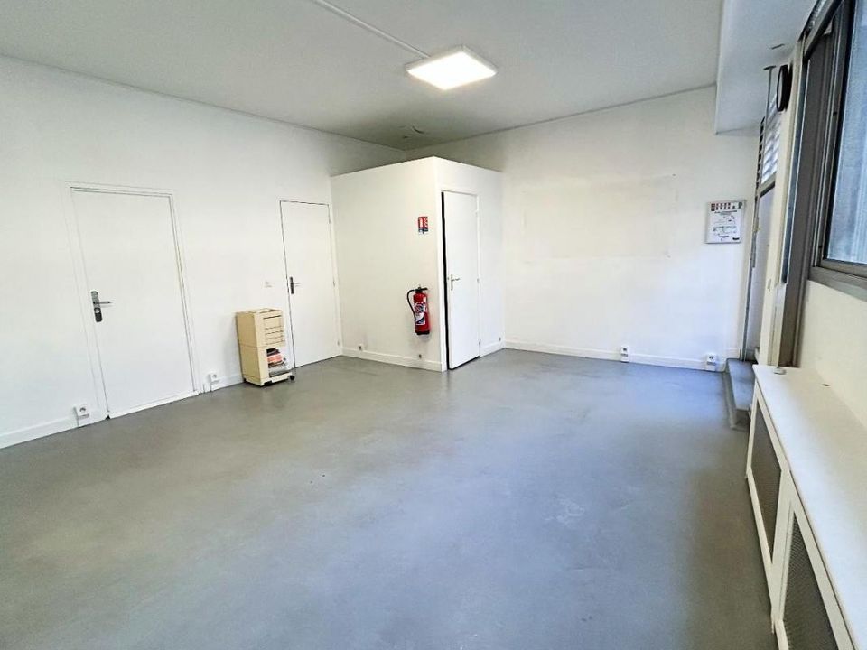 Erhvervsejendom i Boulogne-Billancourt, Hauts-de-Seine - foto 1