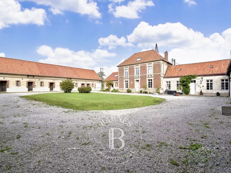 Villa i Villers-Châtel, Pas-de-Calais - foto 1