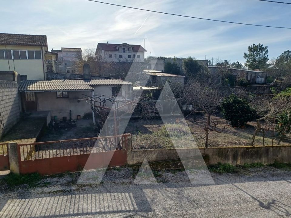 Helårsgrund i Tavares (Chas, Varzea e Travanca), Viseu - foto 1