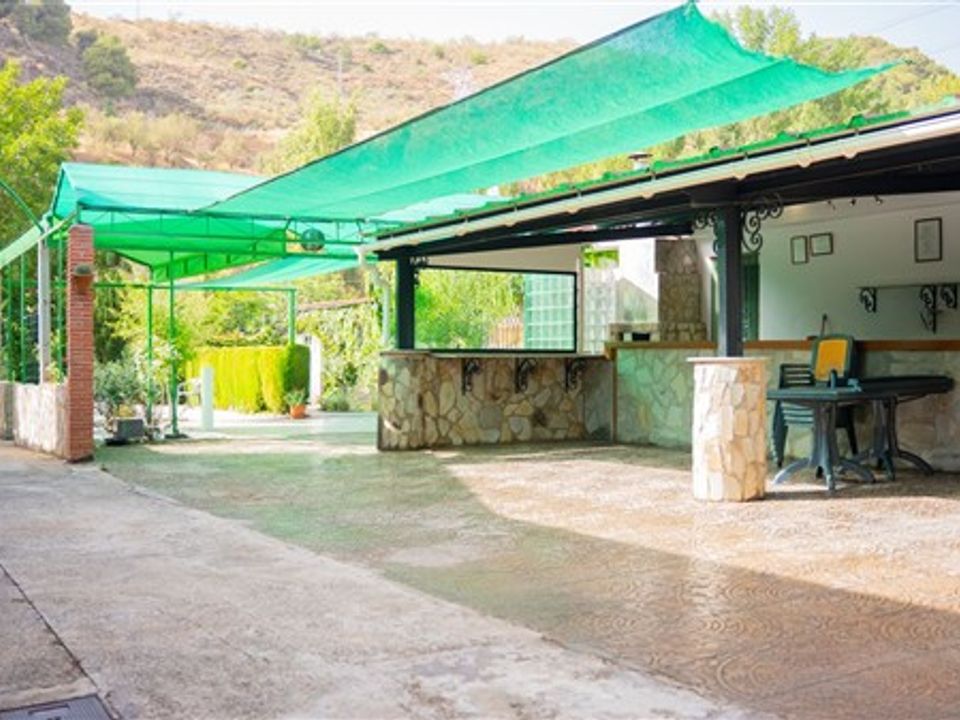 Erhvervsejendom i La Peza, Granada - foto 1