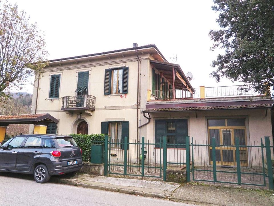 Villa i Bagnone, Massa and Carrara - foto 1
