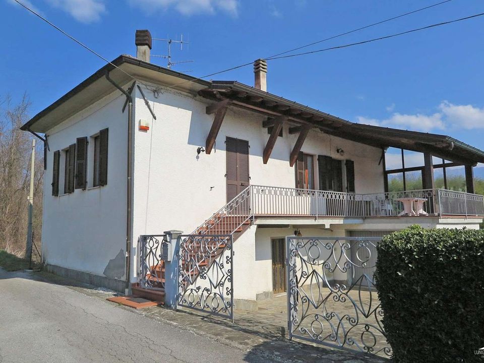 Villa i Mulazzo, Massa and Carrara - foto 1