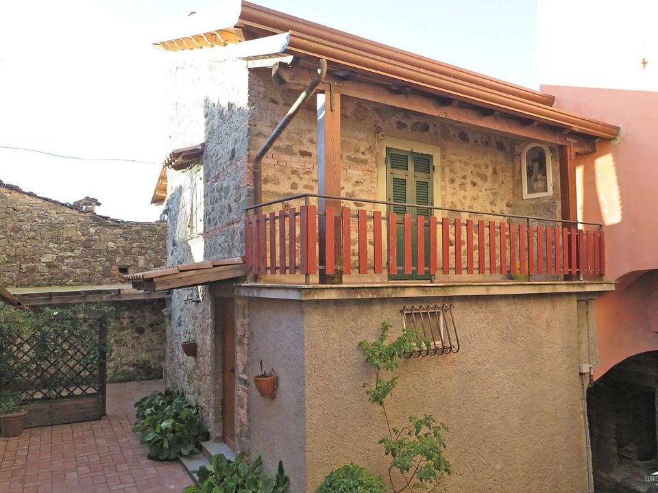 Villa i Bagnone, Massa and Carrara - foto 1