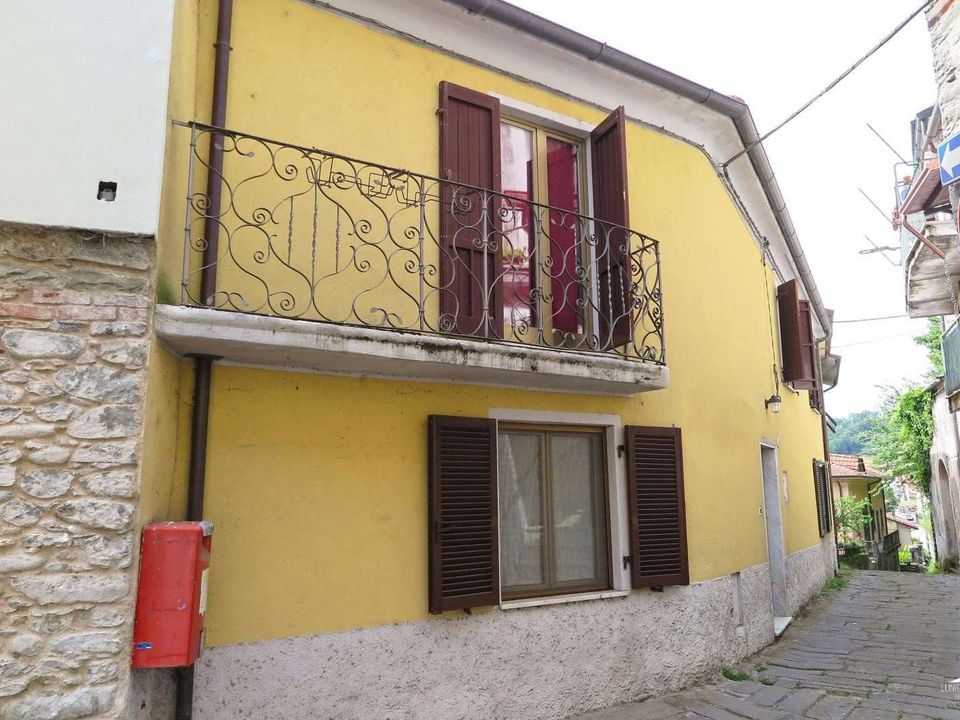 Villa i Fivizzano, Massa and Carrara - foto 1