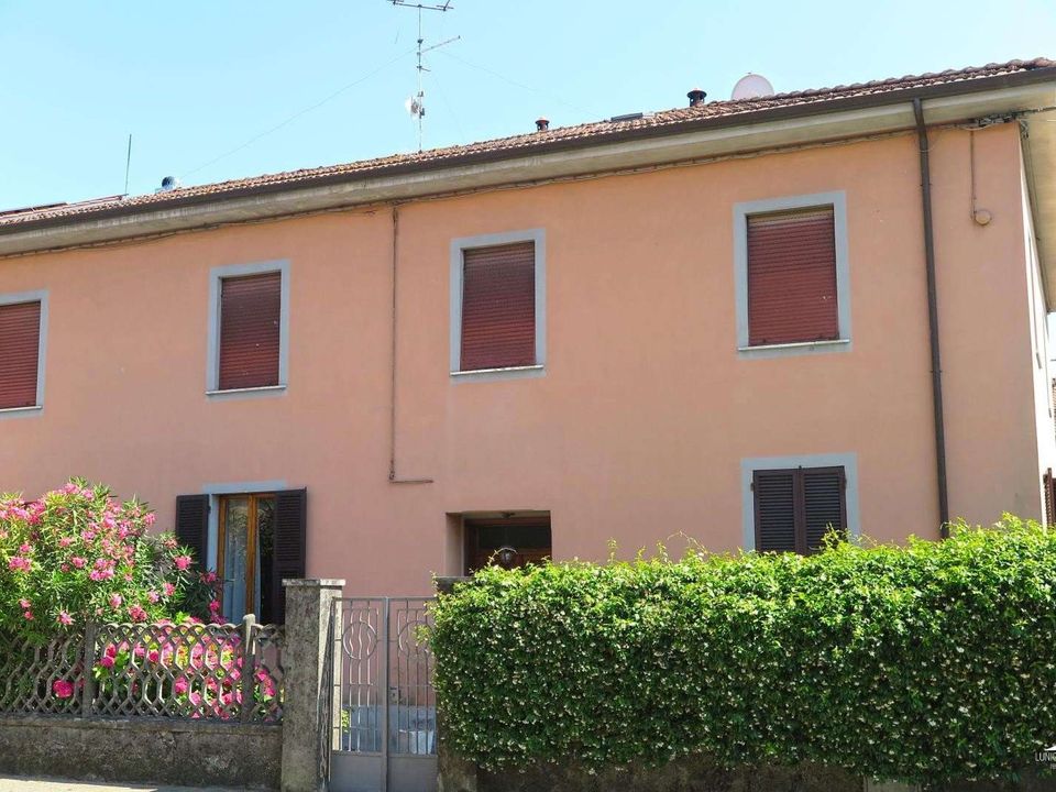 Villa i Aulla, Massa and Carrara - foto 1