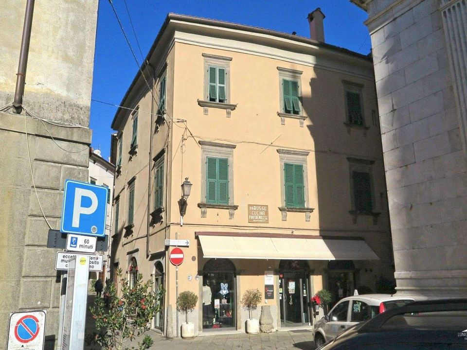 Lejlighed i Pontremoli, Massa and Carrara - foto 1