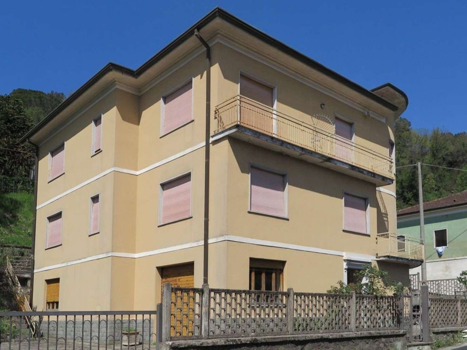 Lejlighed i Bagnone, Massa and Carrara - foto 1