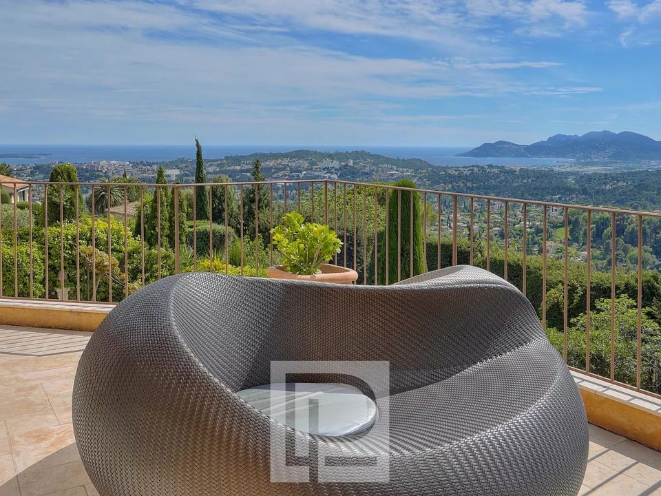 Villa i Mougins, Alpes-Maritimes - foto 1