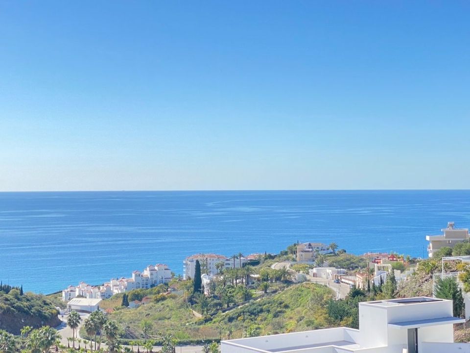 Helårsgrund i Torrox Costa, Malaga - foto 3
