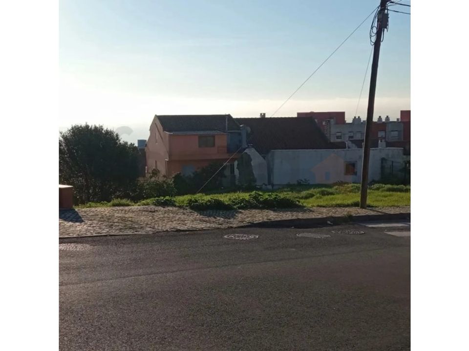 Helårsgrund i Amadora, Lisbon - foto 2