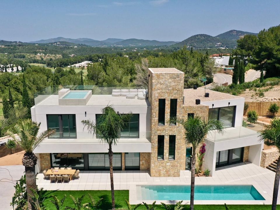 Villa i Santa Eulalia Del Rio, Ibiza - foto 1